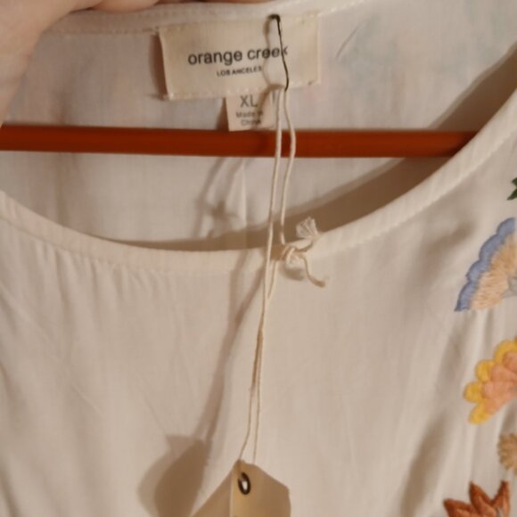 Size xl embroidered cream dress - Picture 3 of 10